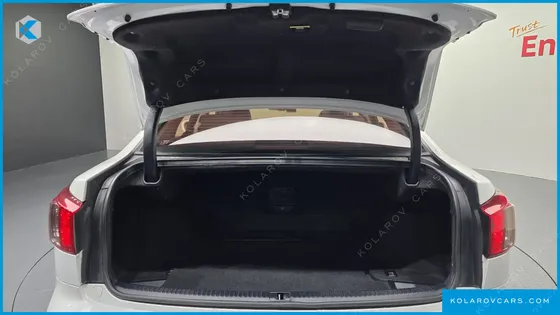 LEXUS IS PREMIUM