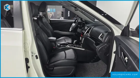 KGM - SSANGYONG TIVOLI LX 2WD