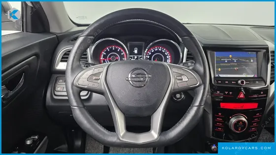 KGM - SSANGYONG TIVOLI LX 2WD