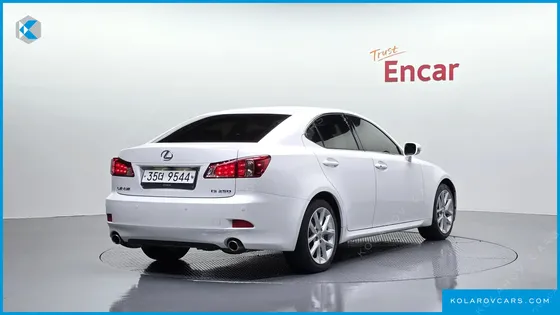 LEXUS IS PREMIUM