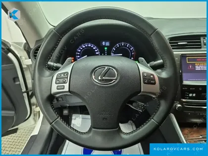 LEXUS IS 2.5 CONVERTIBLE