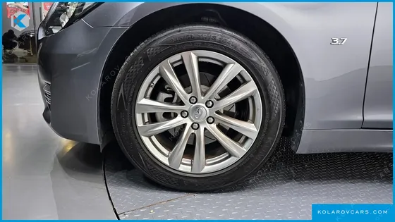 INFINITY Q70 3.7 STYLE