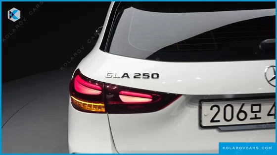 MERCEDES GLA-CLASS GLA250 4MATIC