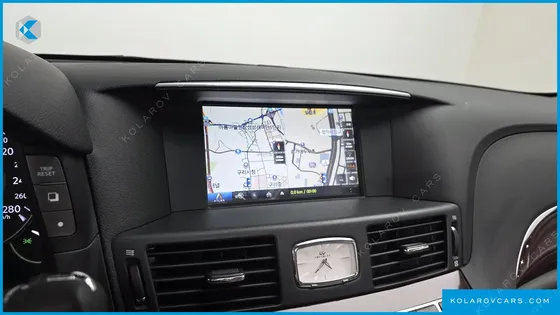 INFINITY Q70 3.7 STYLE