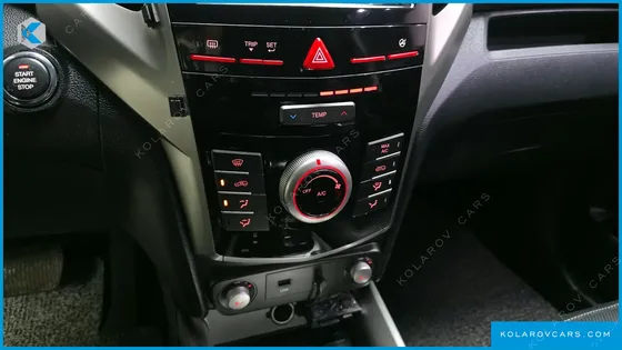 KGM - SSANGYONG TIVOLI VX 2WD