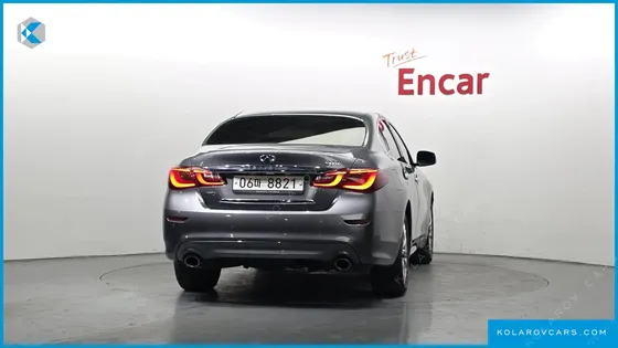 INFINITY Q70 3.7 AWD
