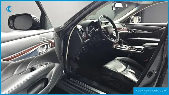 INFINITY Q70 3.7 STYLE