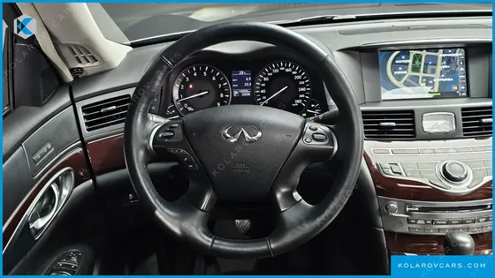 INFINITY Q70 3.7 STYLE
