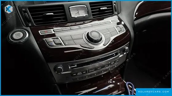 INFINITY Q70 3.7 STYLE