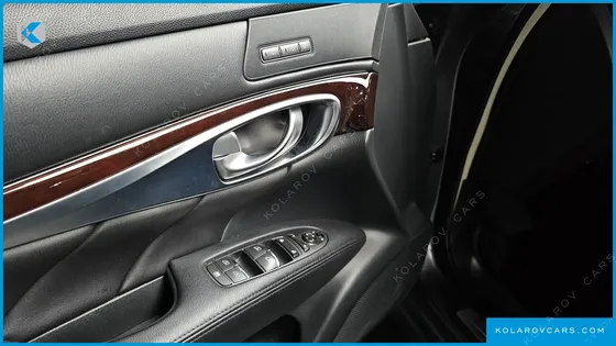INFINITY Q70 3.7 STYLE