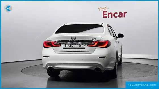INFINITY Q70 3.7 STYLE