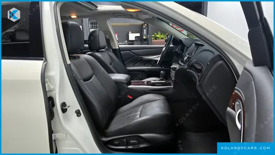 INFINITY Q70 3.7 STYLE