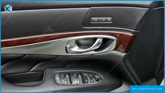 INFINITY Q70 3.7 STYLE