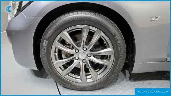 INFINITY Q70 3.7 STYLE