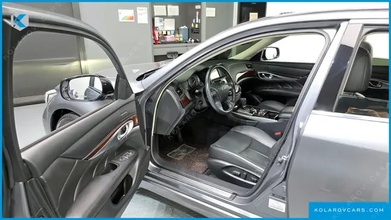 INFINITY Q70 3.7 STYLE
