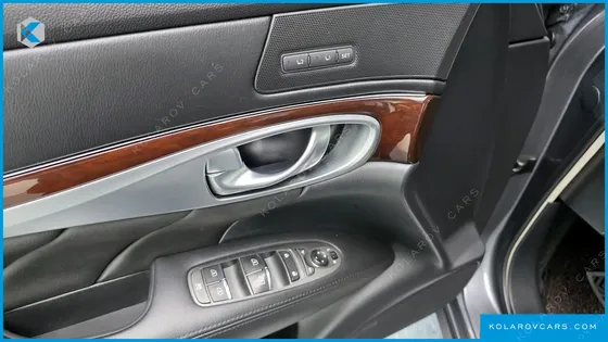 INFINITY Q70 3.7 STYLE