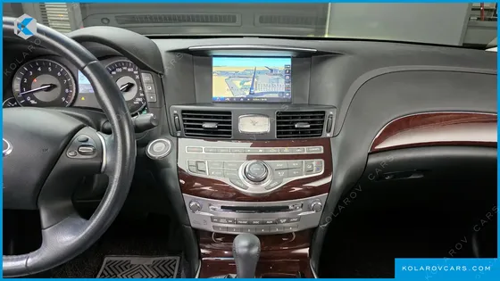 INFINITY Q70 3.7 STYLE