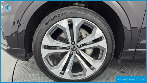 AUDI Q8 55 TFSI QUATTRO PREMIUM