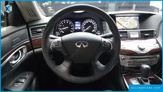 INFINITY Q70 3.7 STYLE