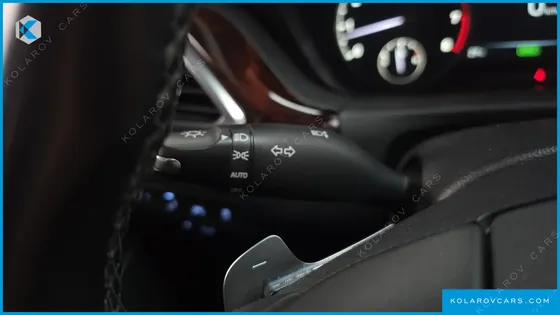 GENESIS EQ900 3.8 GDI AWD