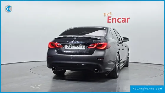 INFINITY Q70 3.7 AWD