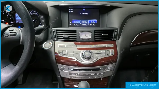 INFINITY Q70 3.7 AWD