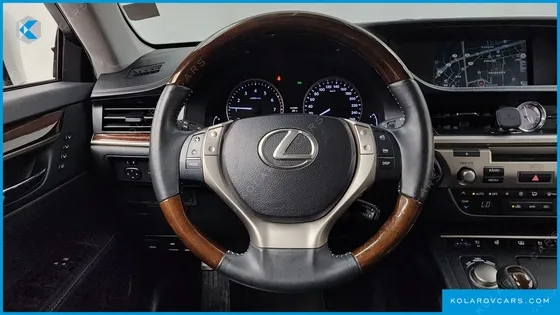 LEXUS ES EXECUTIVE