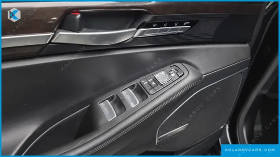 GENESIS EQ900 3.8 GDI AWD