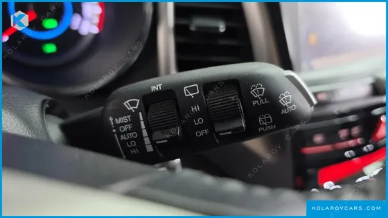 KGM - SSANGYONG TIVOLI LX 2WD