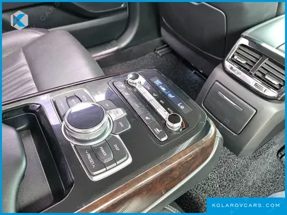GENESIS EQ900 3.8 GDI AWD