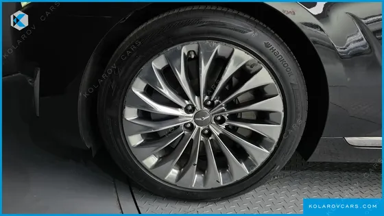 GENESIS EQ900 3.8 GDI AWD