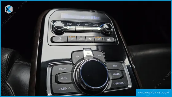 GENESIS EQ900 3.8 GDI AWD