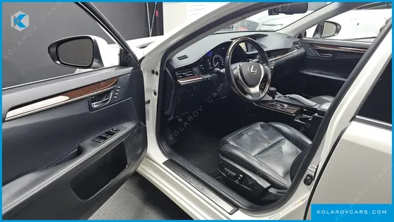 LEXUS ES EXECUTIVE