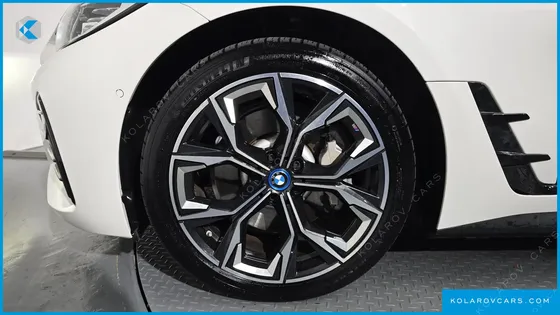 BMW I4 EDRIVE40 M SPORTS