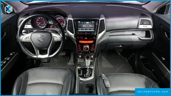 KGM - SSANGYONG TIVOLI LX 2WD