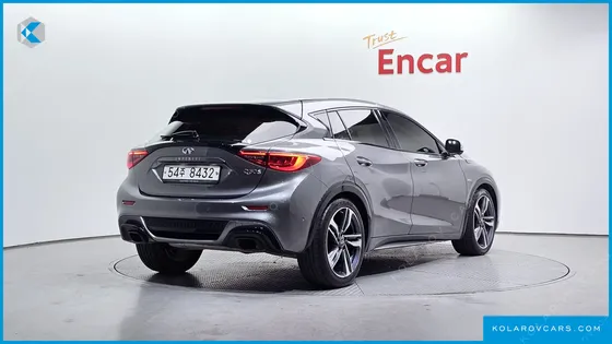 INFINITY Q30 2.0 EXCLUSIVE CITY BLACK