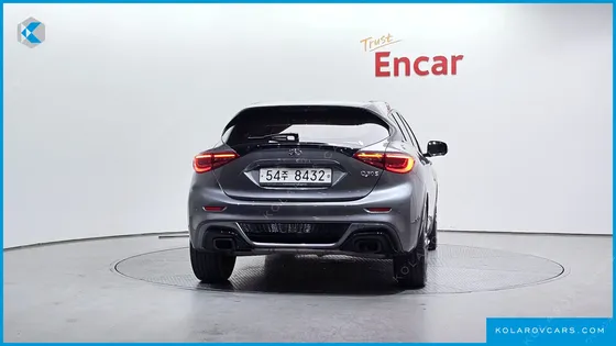 INFINITY Q30 2.0 EXCLUSIVE CITY BLACK