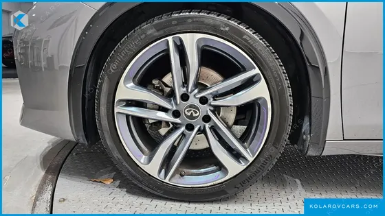 INFINITY Q30 2.0 EXCLUSIVE CITY BLACK