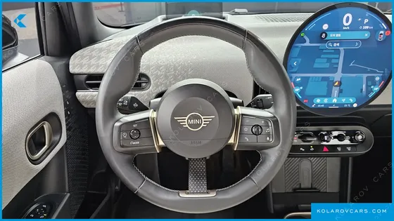 MINI COOPER 5 DOOR FAVOURED
