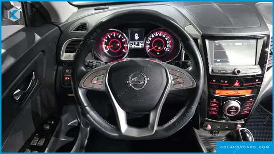 KGM - SSANGYONG TIVOLI LX 2WD