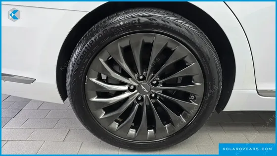 GENESIS EQ900 3.8 GDI AWD