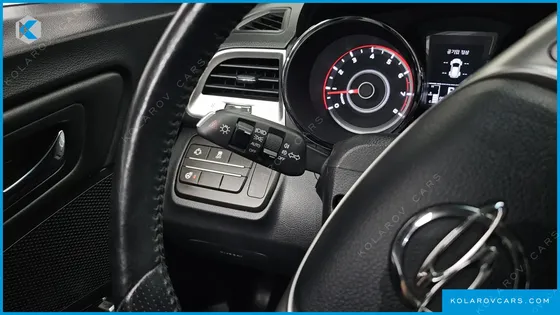 KGM - SSANGYONG TIVOLI LX 2WD