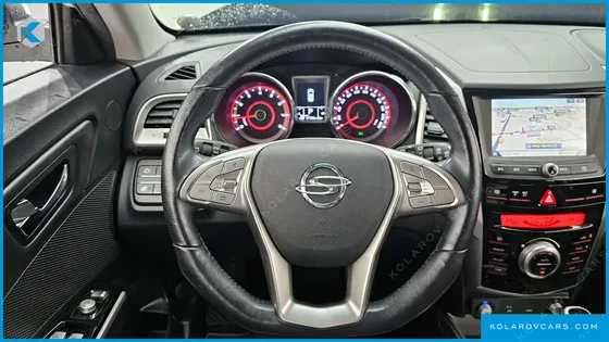 KGM - SSANGYONG TIVOLI LX 2WD