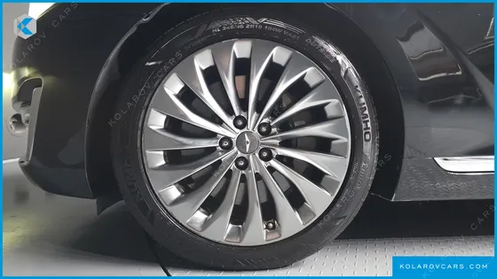 GENESIS EQ900 3.8 GDI AWD
