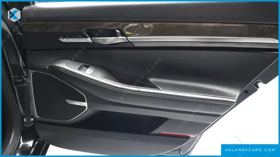 GENESIS EQ900 3.8 GDI AWD