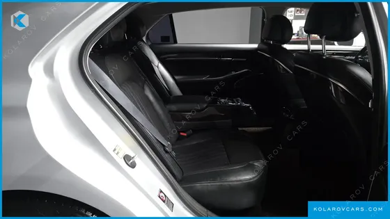 GENESIS EQ900 3.8 GDI AWD