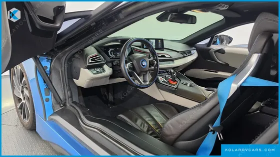 BMW I8 COUPE