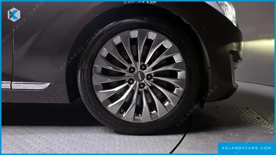 GENESIS EQ900 3.8 GDI AWD
