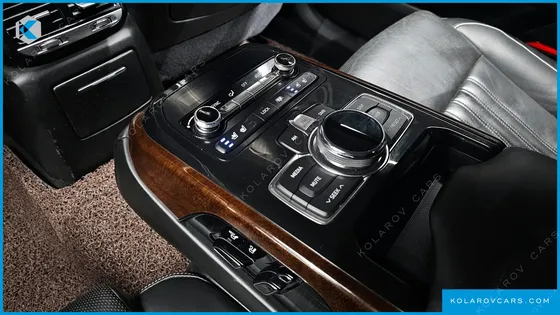 GENESIS EQ900 3.8 GDI AWD
