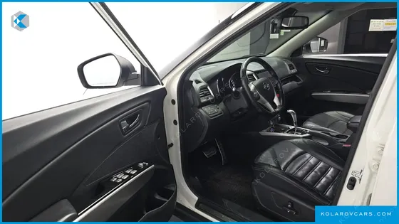 KGM - SSANGYONG TIVOLI LX 2WD